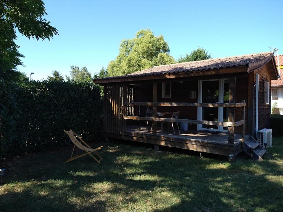 Hotel Domaine des Epinettes Saint-Romain-de-Jalionas Exterior foto